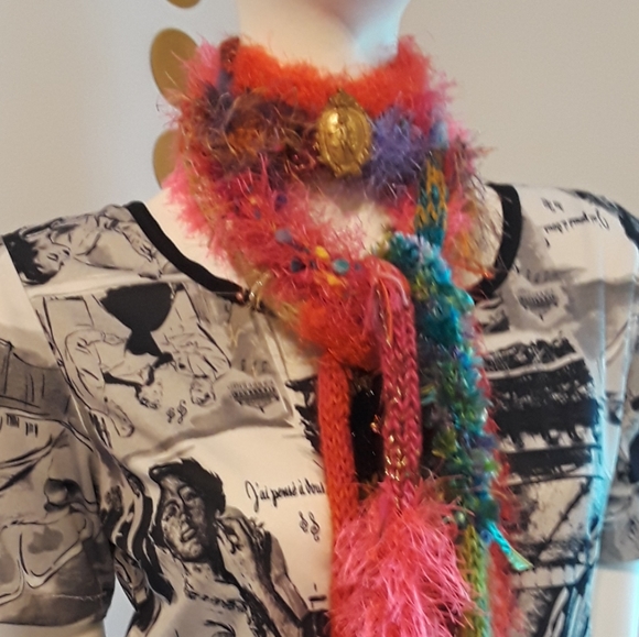 Handmade Scarf - Picture 9 of 9